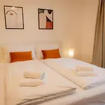 Come4stay - Spitalhof - Modern - Wlan - Kueche - Parkplatz - Smarttv Mit By Interhome